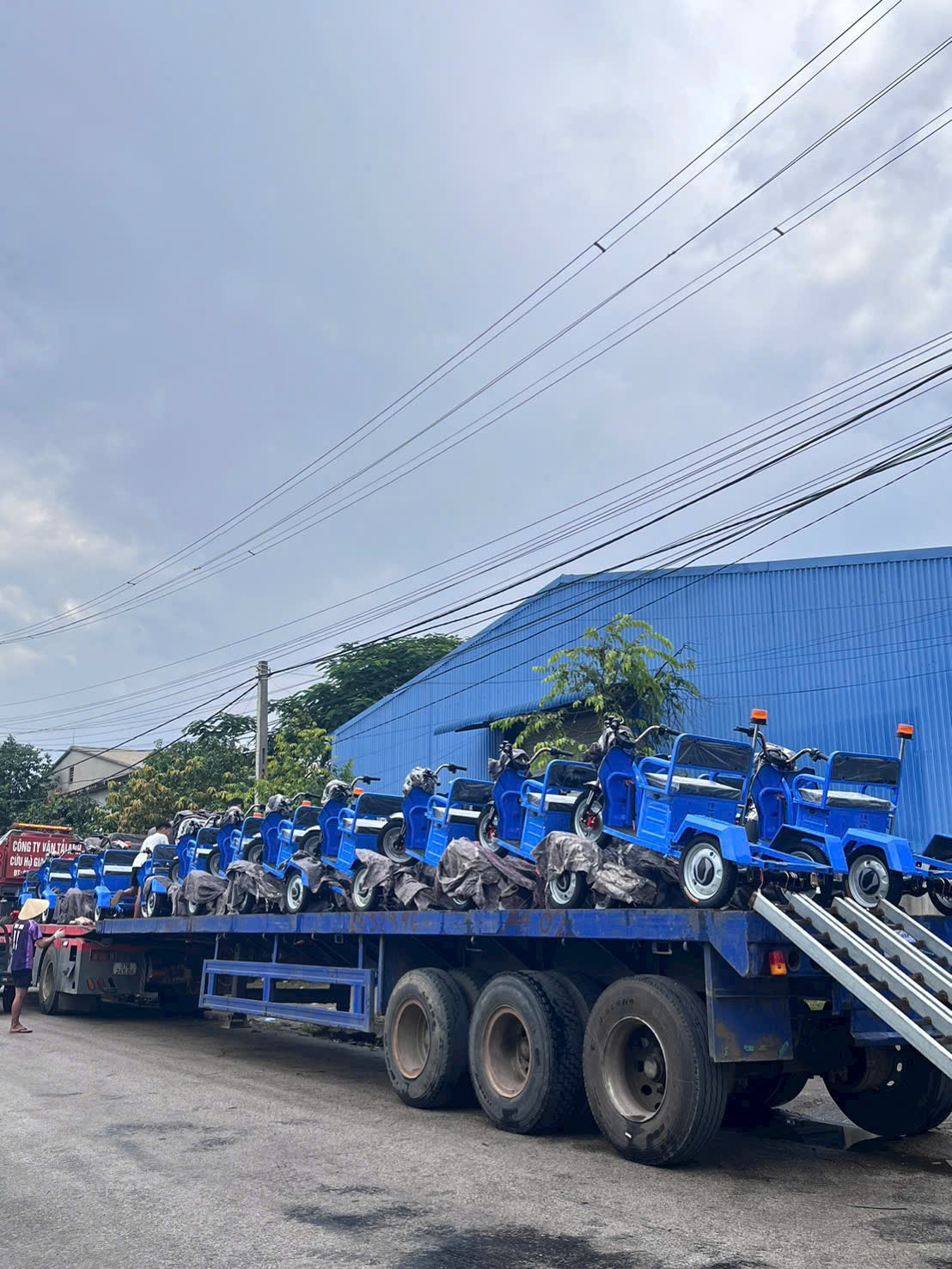 Giới thiệu 6 Giao hàng đúng hẹn - Công Ty CP Xe Chuyên Dùng Việt Nam