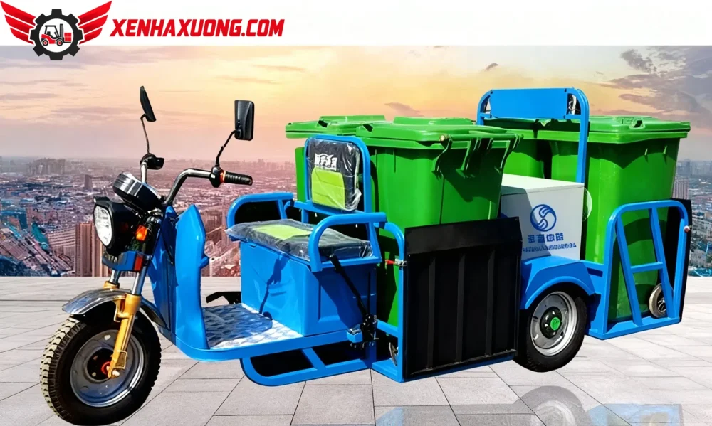 Xe Điện Chở Rác 3 Bánh Chở 4 Thùng Lớn Phía Sau 8 Xe điện chở rác 3 bánh 4 thùng lớn xenhaxuong.com - Xe Điện Chở Rác 3 Bánh Chở 4 Thùng Lớn Phía Sau