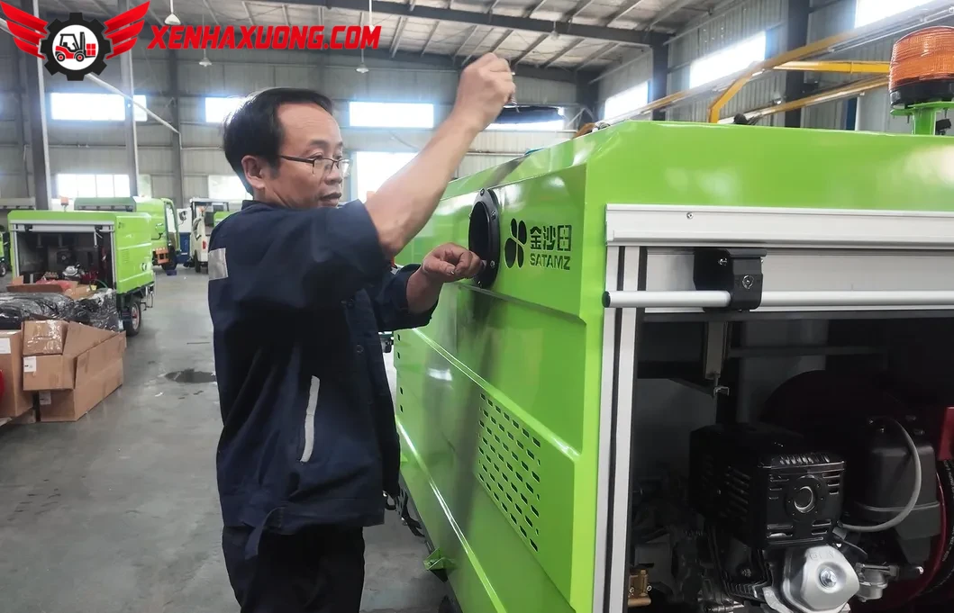 Xe Điện 3 Bánh Vệ Sinh Đô Thị Kèm Máy Xịt Rửa Áp Lực Cao 12 Xe Điện 3 Bánh Vệ Sinh Đô Thị Kèm Máy Xịt Rửa Áp Lực Cao - Ảnh 12